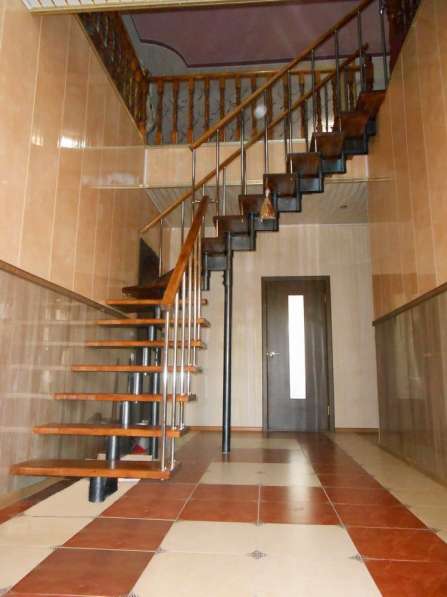 Изготовление и проектирование лестниц для дома в Керчи фото 13