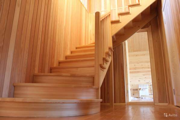 Лестницы деревянные производство монтаж в Иркутске фото 4