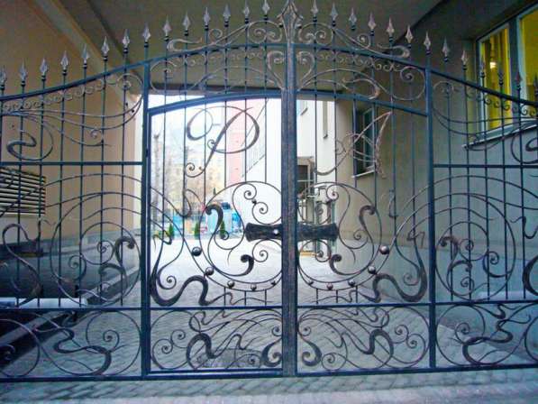Решетка на окна, двери, забор, лестницы, навесы из металла в Обнинске фото 5