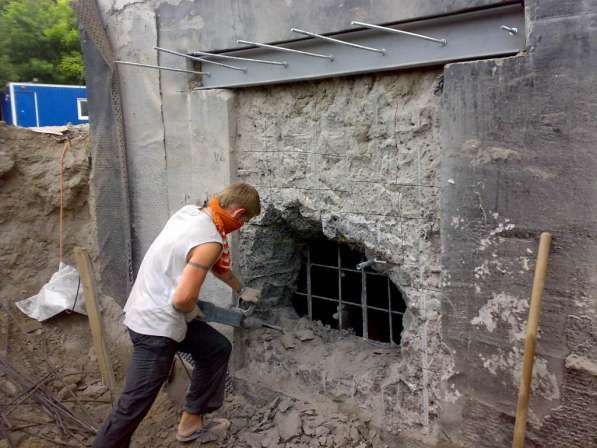 Демонтажные работы, штробление, снос стен в Тюмени фото 15
