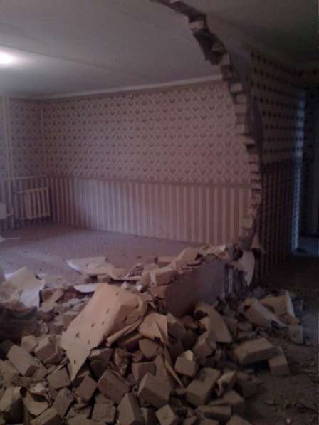 Демонтажные работы, штробление, снос стен в Тюмени