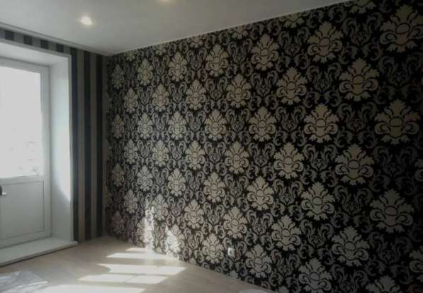 Поклейка обоев малярные работы в Москве фото 8