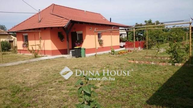 Duna House - Vecsés +36204949409