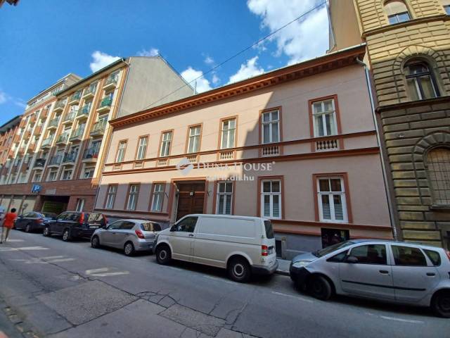 Eladó 92 nm-es Jó állapotú tégla lakás Budapest VIII. kerület - Budapest VIII. kerület - Eladó ház, Lakás 28