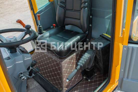 Фронтальный погрузчик Runmax 760E в Новосибирске фото 8