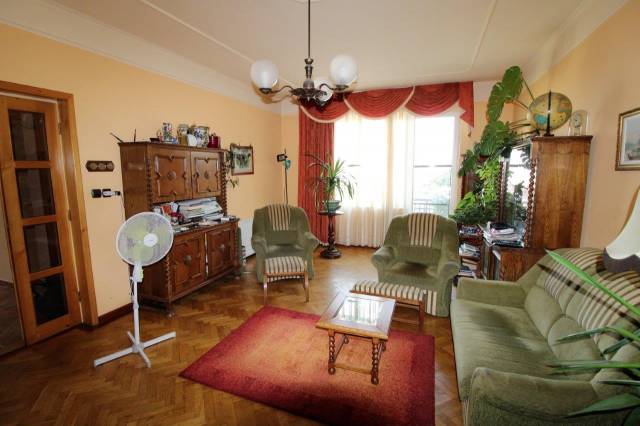 A Táborhegy lábánál, csendes zsákutcában eladó ház - Budapest III. kerület - Budapest III. kerület, Táborhegy - Eladó ház, Lakás 8