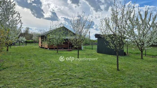 Eladó 31 m2-es építési telek Mezőtúr, Csendes - Mezőtúr, Csendes - Lakóövezeti telek 4