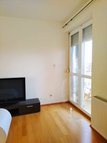 Eladó 82 m2-es téglalakás Debrecen - Debrecen - Tégla lakás 12