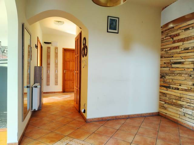 Eladó 82 m2-es téglalakás Debrecen - Debrecen - Tégla lakás 16