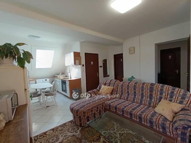 Eladó Ház, Levél - Levél - Családi ház 14