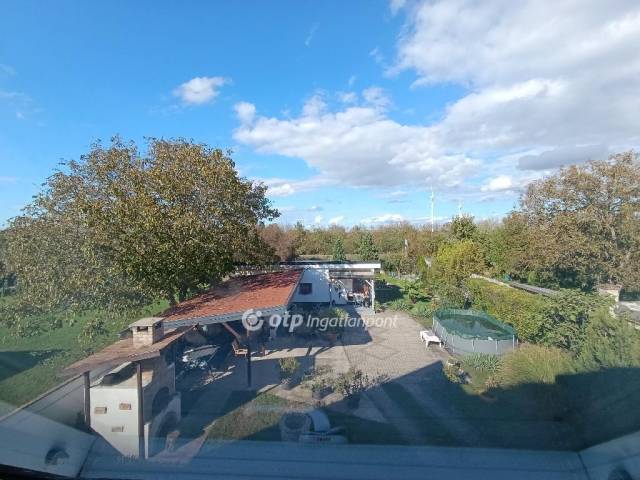 Eladó Ház, Levél - Levél - Családi ház 11