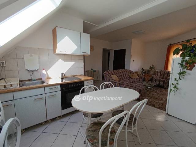 Eladó Ház, Levél - Levél - Családi ház 13