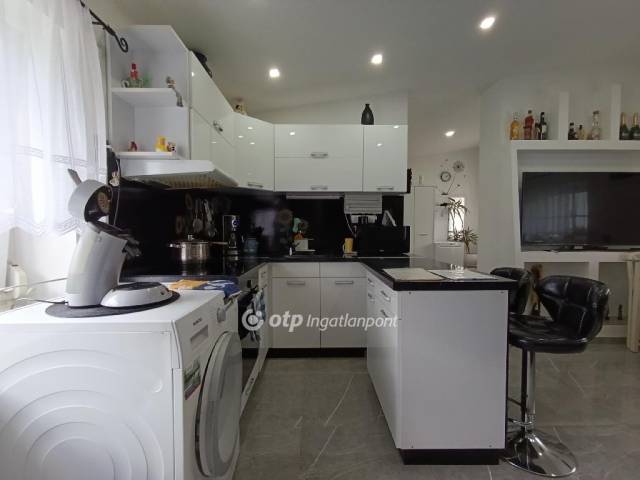 Eladó Ház, Levél - Levél - Családi ház 24