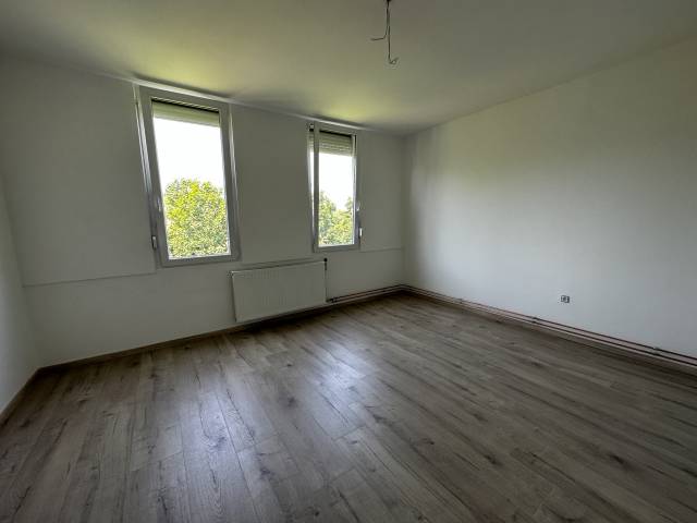Eladó 67 m2-es téglalakás Zalaegerszeg - Zalaegerszeg - Eladó ház, Lakás 10