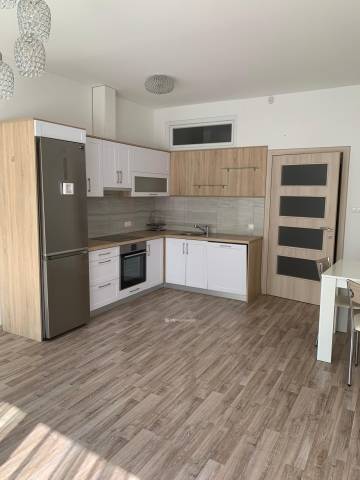 Eladó 48 m2-es téglalakás Pápa, Belváros - Pápa, Belváros - Tégla lakás 1