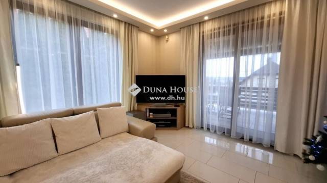 Felújított, 2 szint, gázcirkó, padlófűtés, napelem, klíma, iker ház, Gödöllő - Gödöllő - Ikerház 4