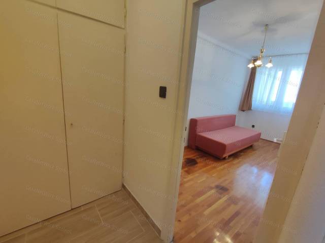 Eladó 67 m2-es lakás Szolnokon, a Kossuth téren - Szolnok, Belváros - Albérlet, kiadó lakás, ház 8