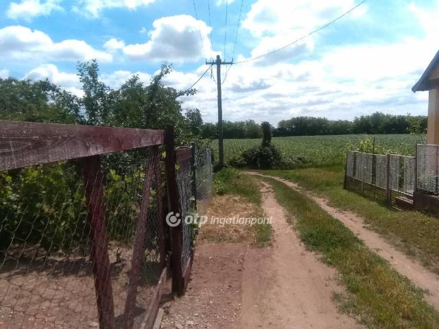 Eladó Mezőgazdasági, Derecske - Derecske, Hajnal utca - Termőföld, Szántó 19