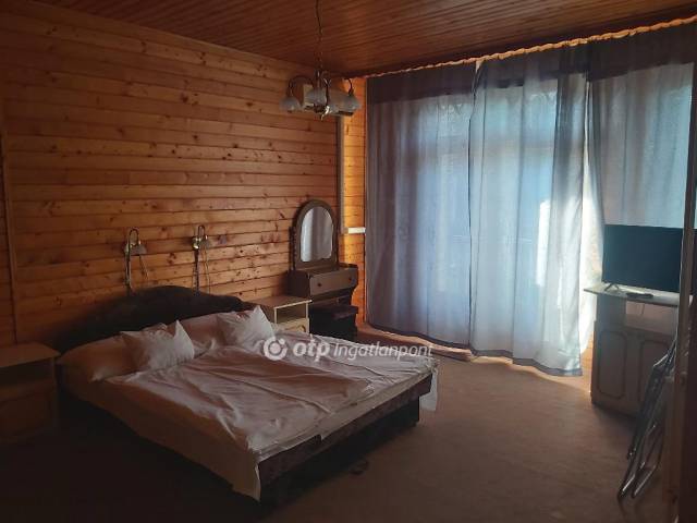 Eladó 1169 m2-es hotel, panzió Hajdúszoboszló, üdülő övezet - Hajdúszoboszló, üdülő övezet - Szálloda, Hotel, Panzió 19