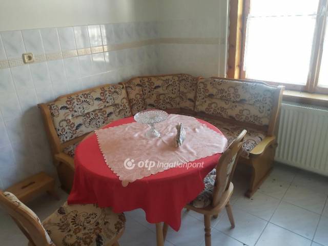 Eladó 1169 m2-es hotel, panzió Hajdúszoboszló, üdülő övezet - Hajdúszoboszló, üdülő övezet - Szálloda, Hotel, Panzió 25