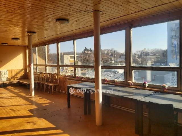 Eladó 1169 m2-es hotel, panzió Hajdúszoboszló, üdülő övezet - Hajdúszoboszló, üdülő övezet - Szálloda, Hotel, Panzió 14