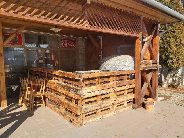 Eladó 1169 m2-es hotel, panzió Hajdúszoboszló, üdülő övezet - Hajdúszoboszló, üdülő övezet - Szálloda, Hotel, Panzió 2