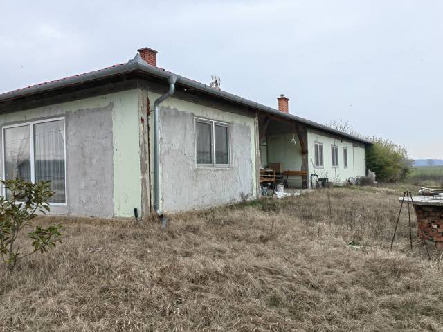 Eladó 217 m2-es tanya Lajosmizse - Lajosmizse - Telek 4