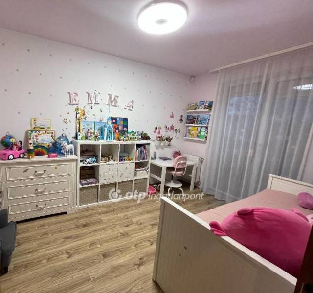 Eladó 74 m2-es téglalakás Debrecen, belváros - Debrecen, belváros - Eladó ház, Lakás 3