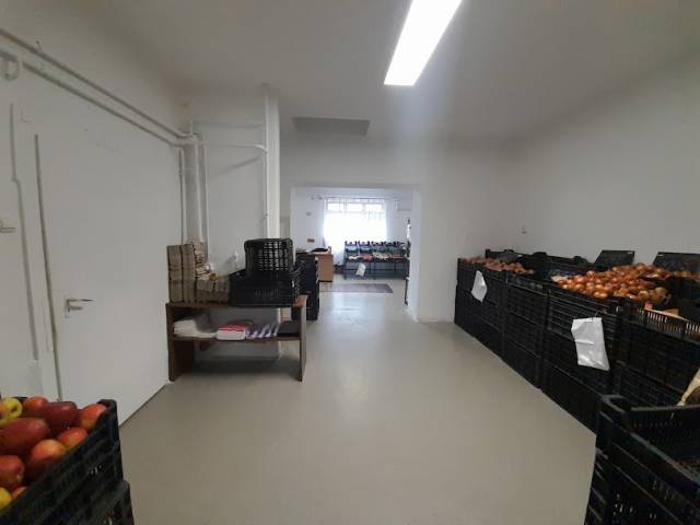 Eladó 90 m2-es üzlethelyiség Orosháza, Móricz Zsigmond utca - Orosháza, Móricz Zsigmond utca - Üzlethelyiség 10