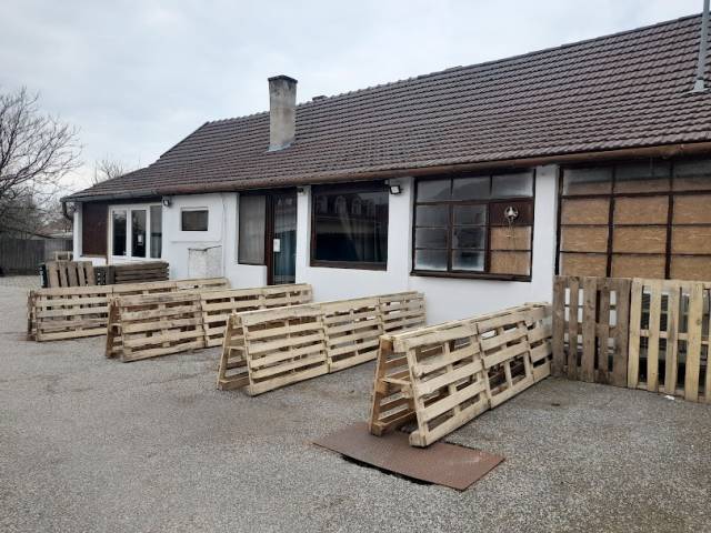 Eladó 90 m2-es üzlethelyiség Orosháza, Móricz Zsigmond utca - Orosháza, Móricz Zsigmond utca - Üzlethelyiség 1