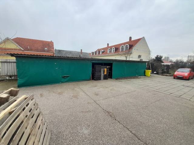 Eladó 90 m2-es üzlethelyiség Orosháza, Móricz Zsigmond utca - Orosháza, Móricz Zsigmond utca - Üzlethelyiség 16