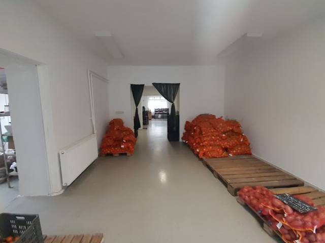 Eladó 90 m2-es üzlethelyiség Orosháza, Móricz Zsigmond utca - Orosháza, Móricz Zsigmond utca - Üzlethelyiség 8