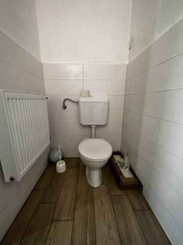 Teljesen felújított családi ház Gönyün! - Gönyű - Családi ház 14