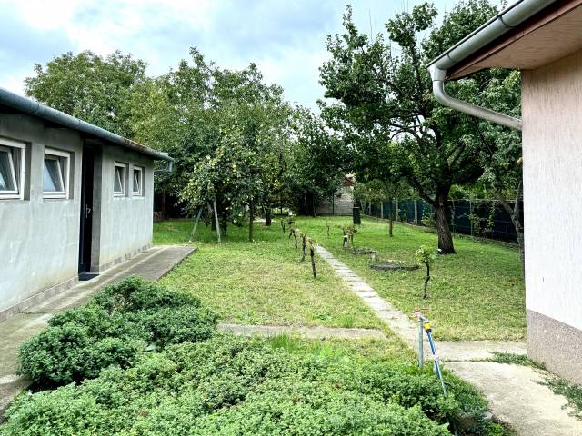 Eladó 121 m2-es családi ház Budapest XVIII. kerület - Budapest XVIII. kerület - Családi ház 18