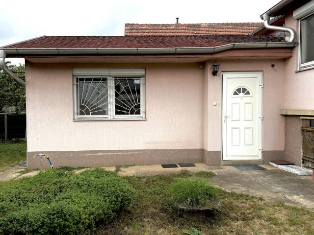 Eladó 121 m2-es családi ház Budapest XVIII. kerület - Budapest XVIII. kerület - Családi ház 10