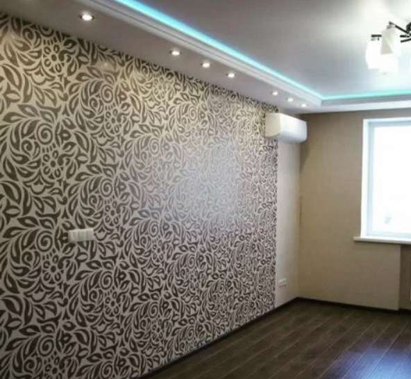 - Поклейка обоями