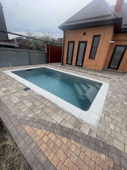 - Тротуарная плитка