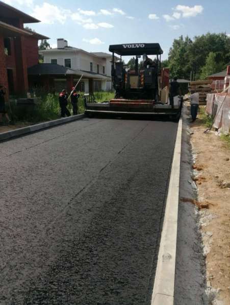 - Благоустройство территории